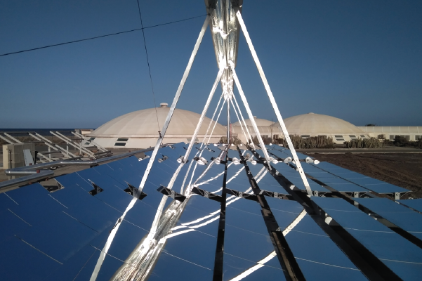Caracteristicas colector fresnel calor solar FLT20